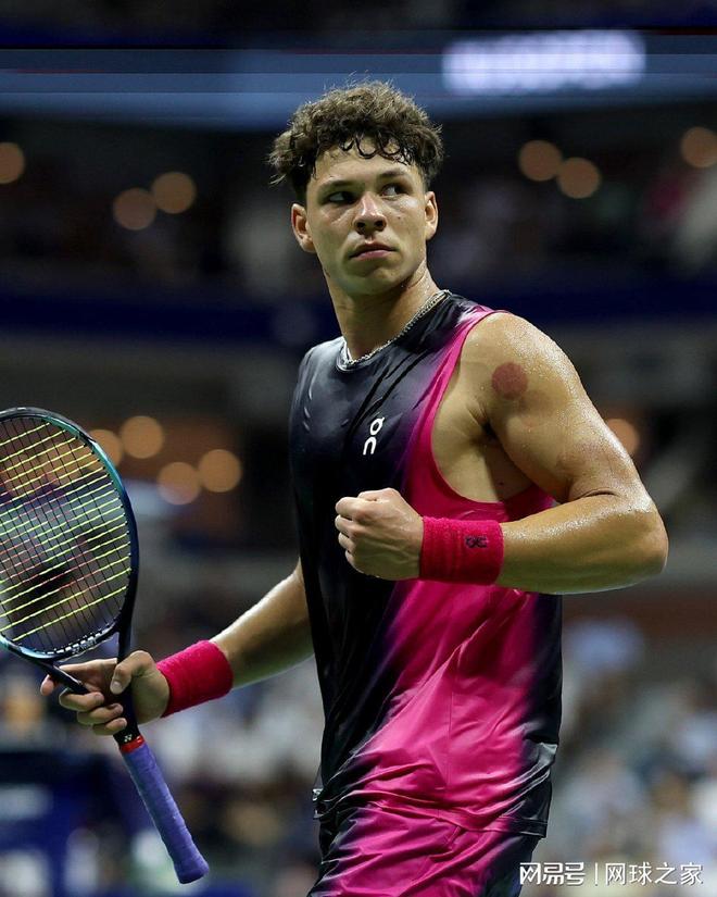 球风格的较 球风格的较